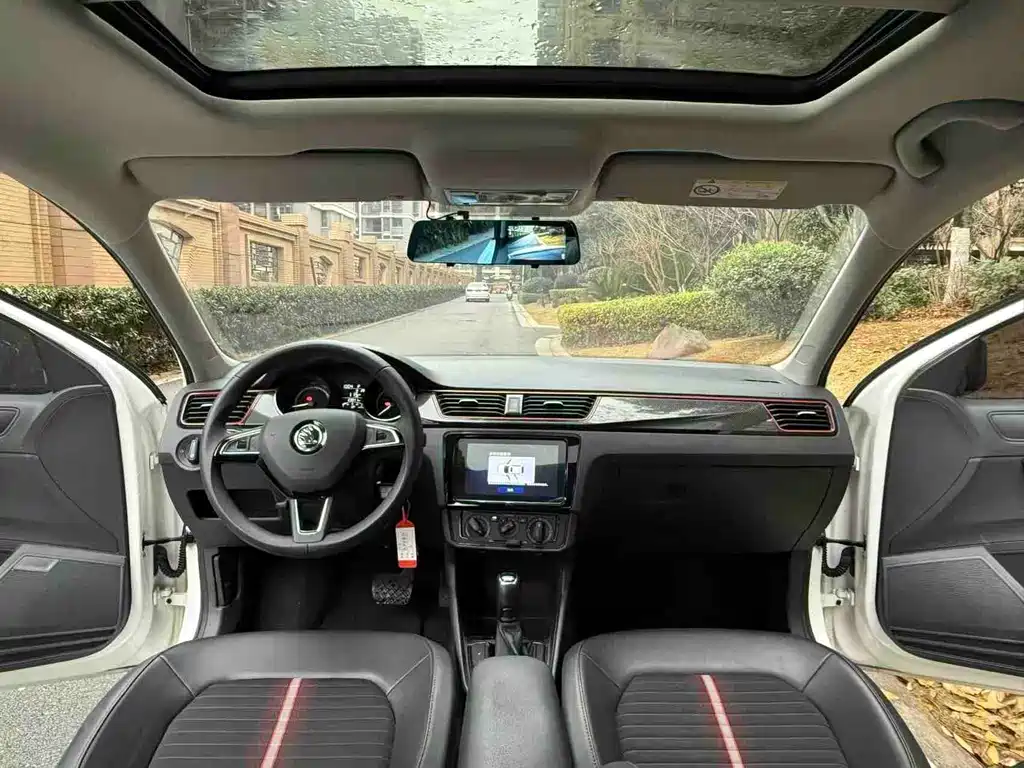 Skoda Rapid Spaceback 2020 1.5L Automatic Comfort Edition