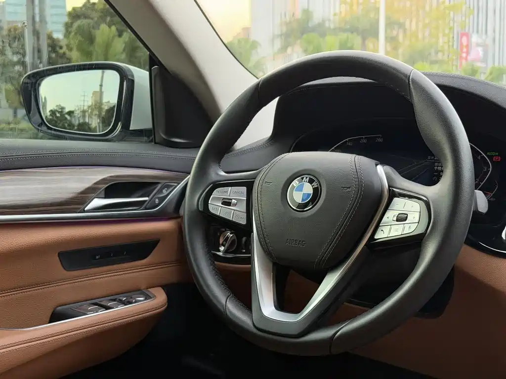 BMW 6 Series GT 2021 630i Luxury Design Package