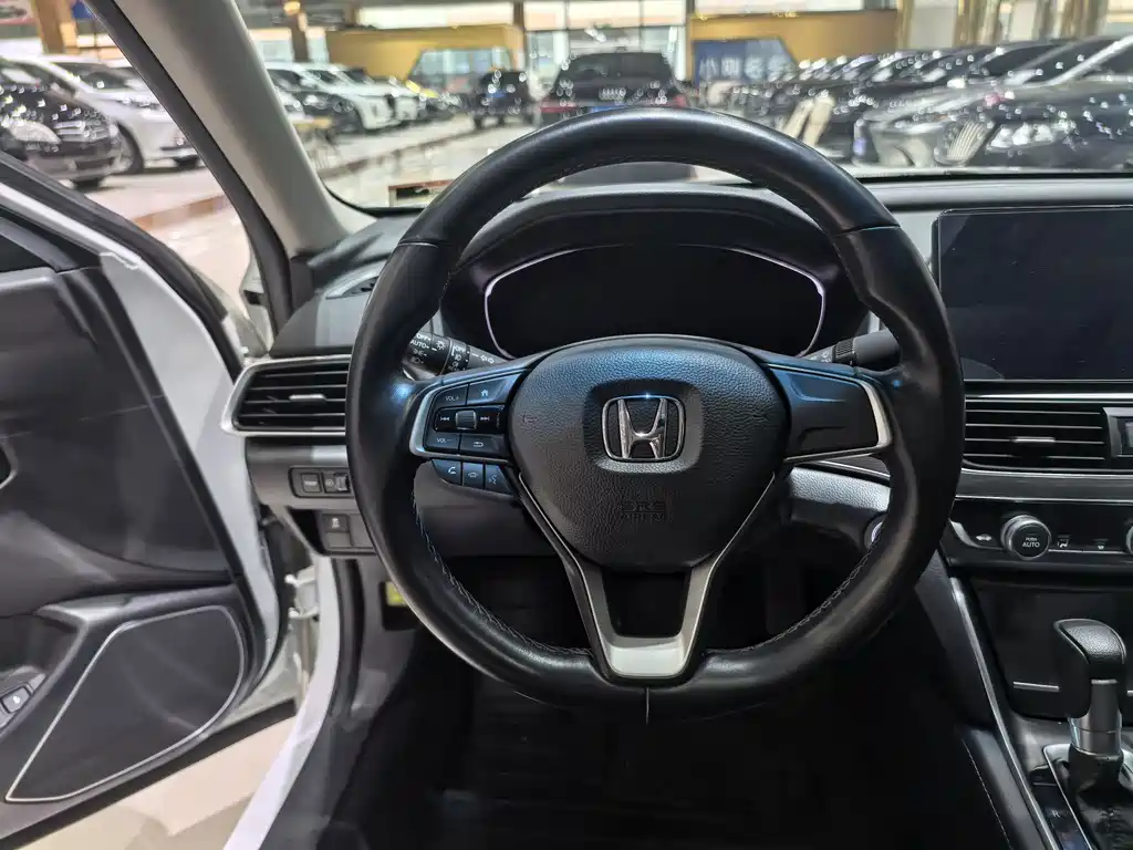 Honda Accord 2022 260TURBO Luxury Edition