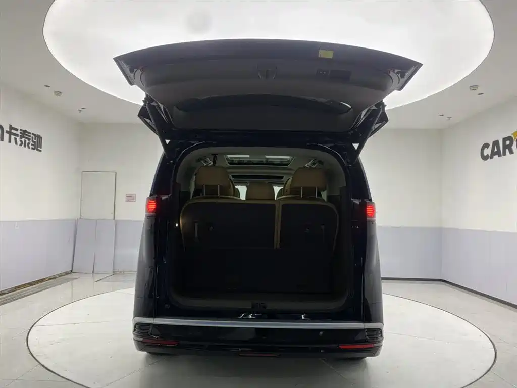 Denza D9 2022 DM-i 970 AWD Zunrong Edition