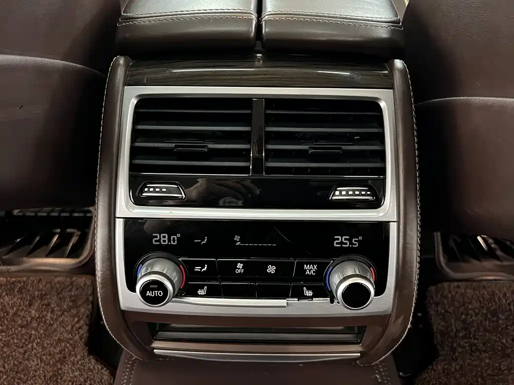 BMW 7 Series 2019 Facelift 730Li Luxury Package