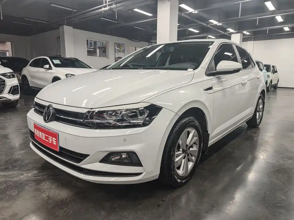 Polo 2023 Facelift Plus 1.5L Automatic Joyful Life Edition