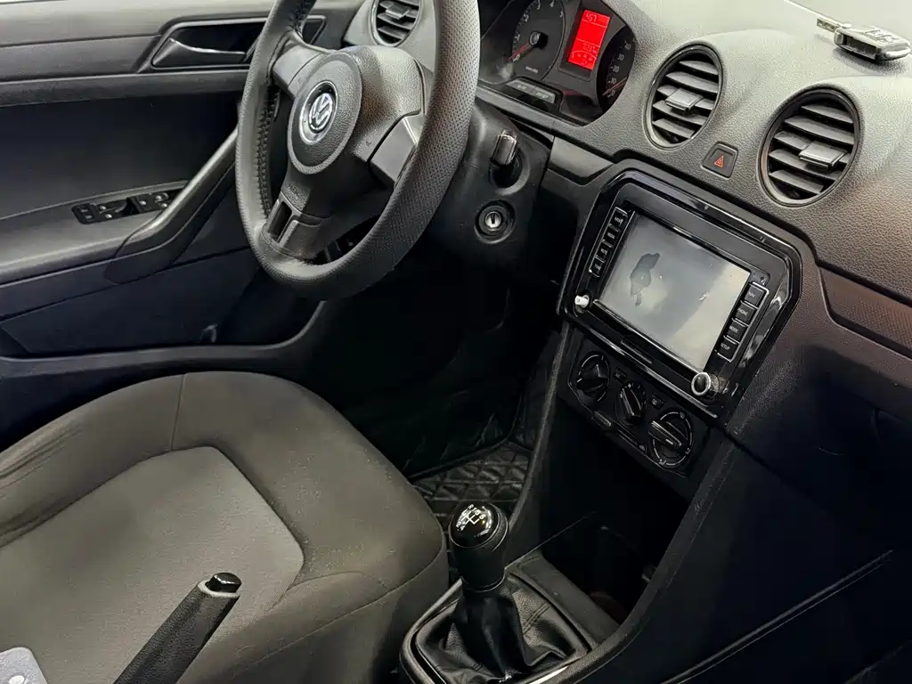 Jetta 2015 Zhihui Edition 1.4L Manual Fashion Type