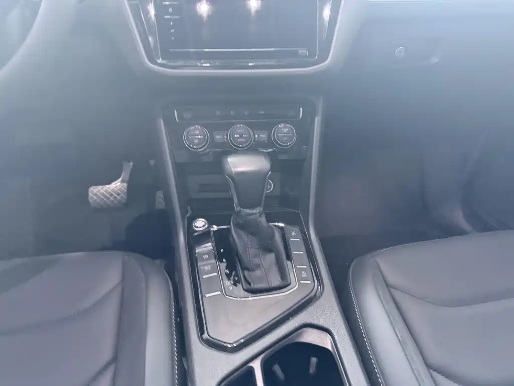 Tiguan L 2019 330TSI Automatic FWD Panoramic Comfort Edition China VI