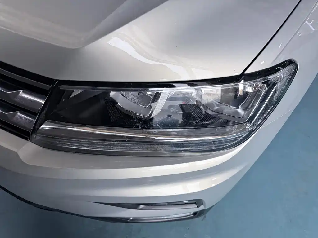 Tiguan L 2019 330TSI Automatic FWD Panoramic Comfort Edition China VI