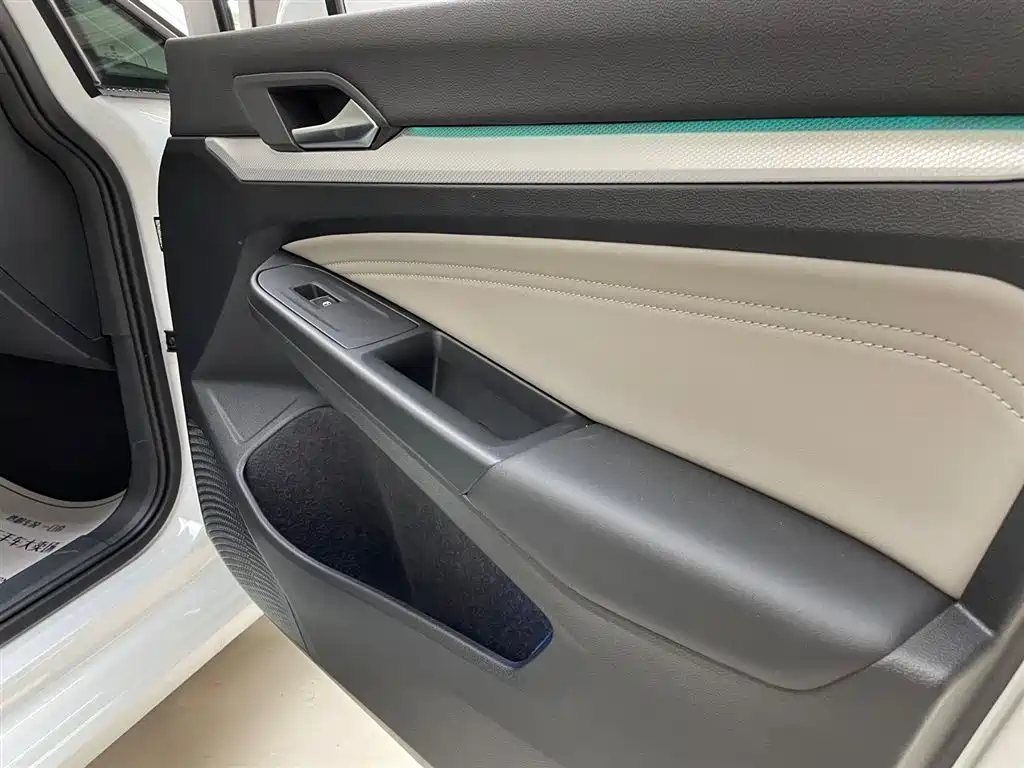 Volkswagen Golf 2023 Facelift 280TSI DSG Pro