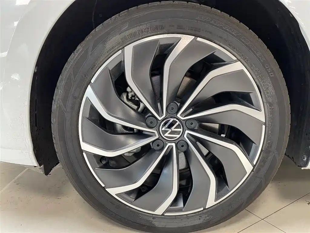 Volkswagen Golf 2023 Facelift 280TSI DSG Pro