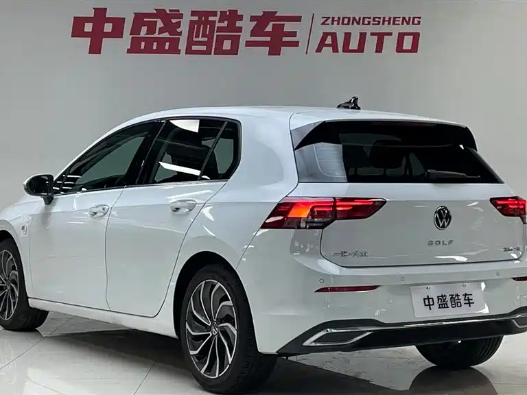 Volkswagen Golf 2023 Facelift 280TSI DSG Pro
