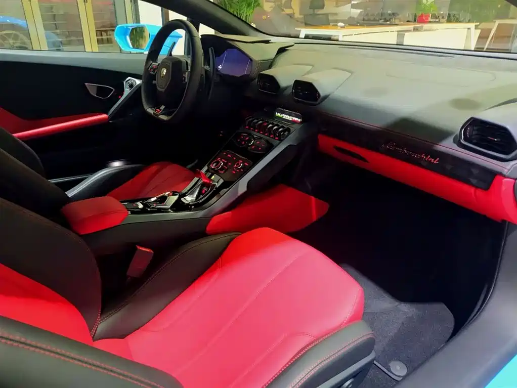 2016 Lamborghini Huracán RWD Coupe
