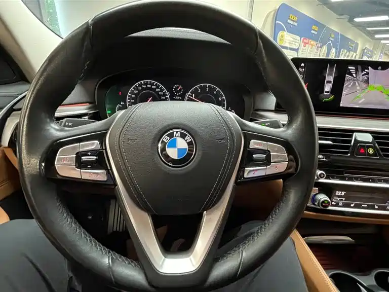 BMW 6 Series GT 2018 630i Luxury Design Package