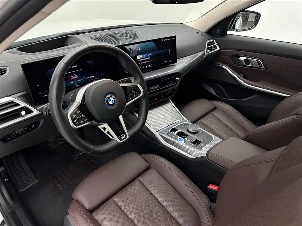 BMW i3 2025 eDrive 40 L M Sport Night Package