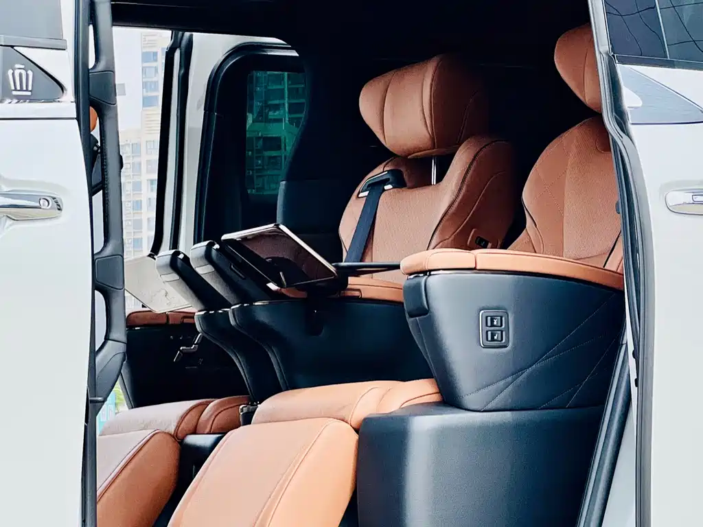Toyota Vellfire 2024 Crown Hybrid 2.5L Supreme Executive Edition