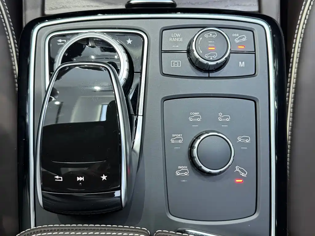 Mercedes-Benz GLS 2018 GLS 500 4MATIC