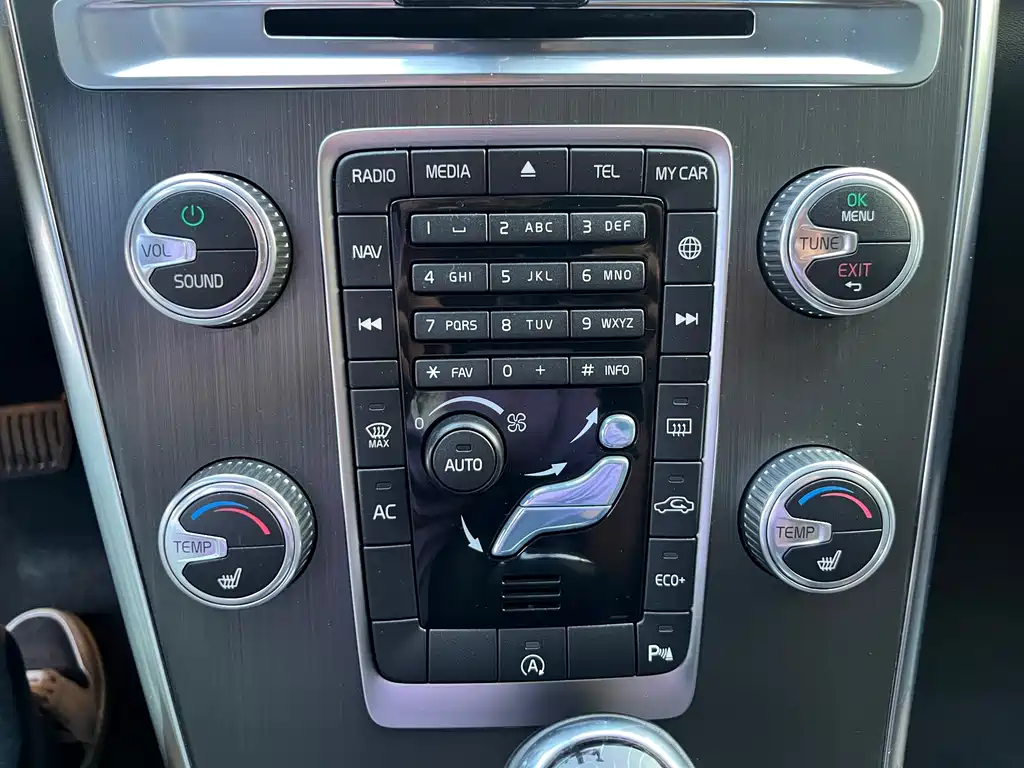 Volvo XC60 2016 T5 Zhiyuan Edition