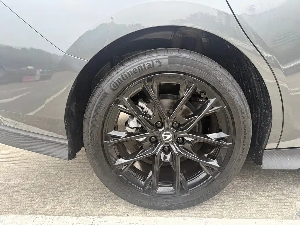 Changan UNI-V 2024 1.5T Prestige Edition