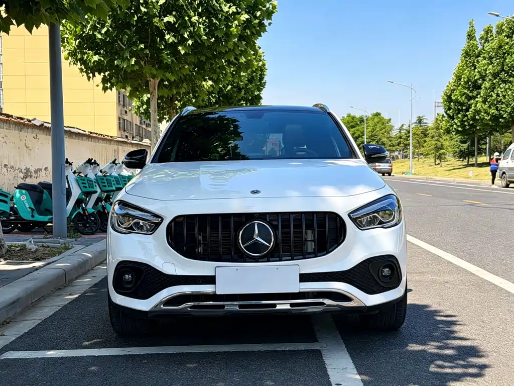 Mercedes-Benz GLA 2020 GLA 200