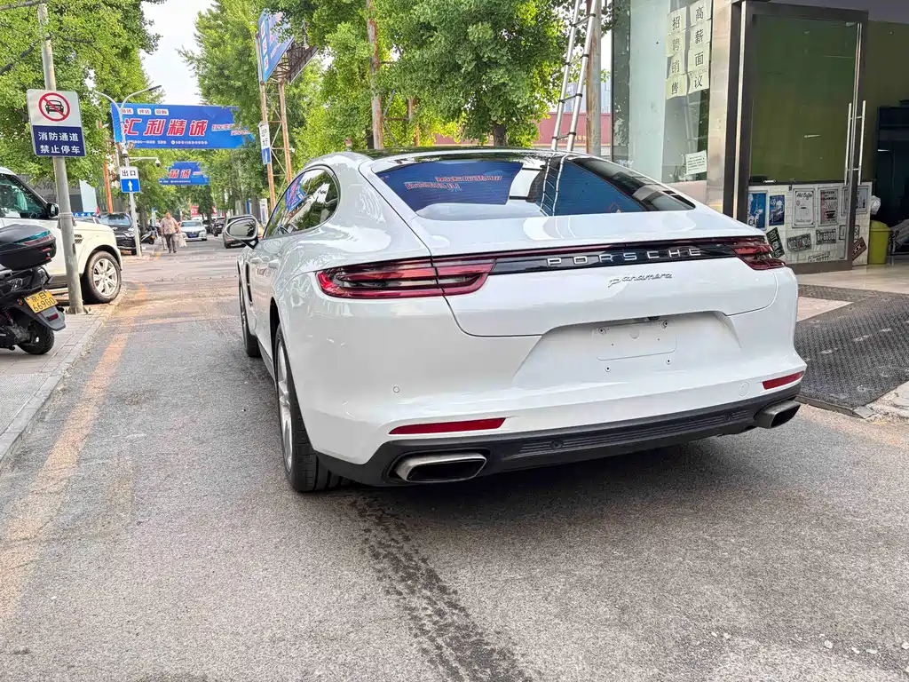 Panamera 2017 Executive Long Wheelbase 3.0T