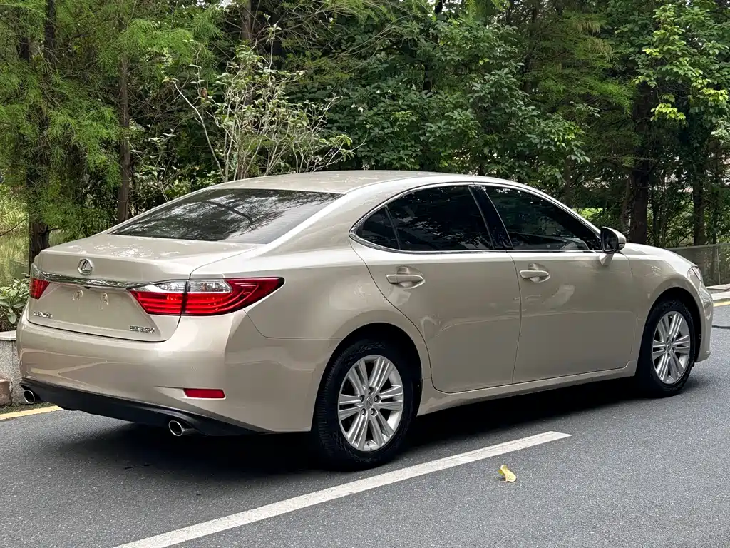 Lexus ES 2013 250 Elegant Edition
