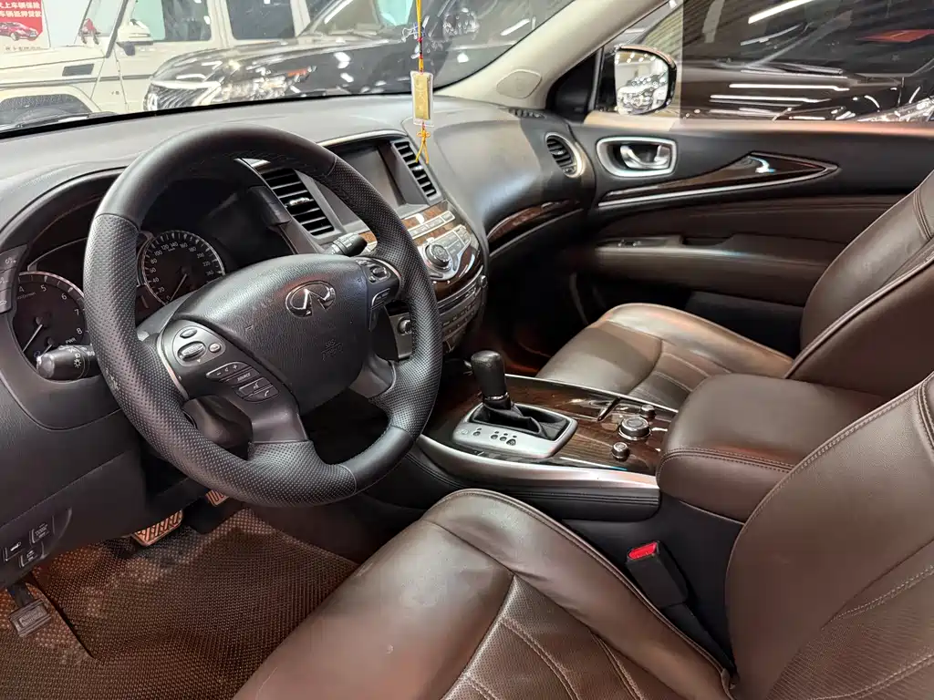 Infiniti QX60 2016 2.5 S/C Hybrid AWD Elite Edition China V