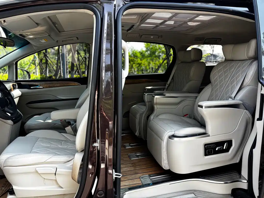 Buick GL8 2018 ES 28T Comfort China VI