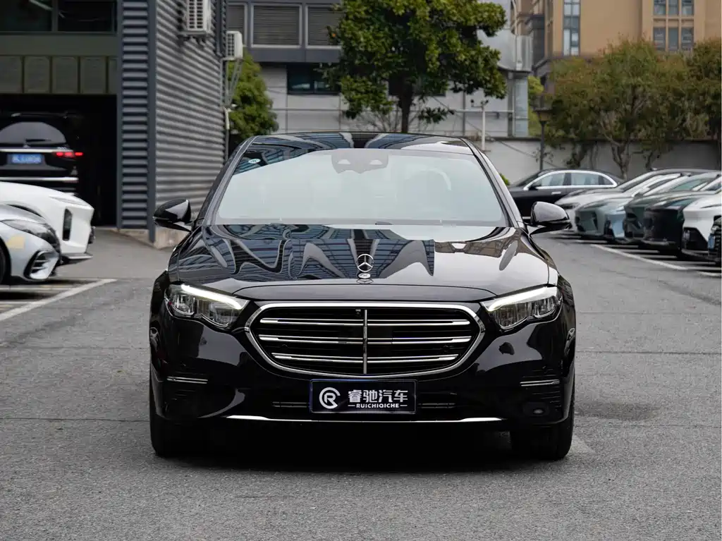 Mercedes-Benz E-Class 2026 E 300 L Luxury