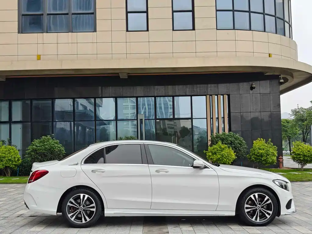 Mercedes-Benz C-Class 2016 C 180 L Sport