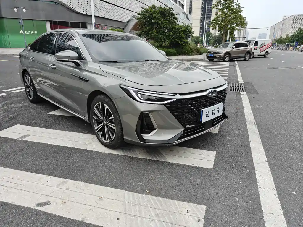 Chery Arrizo 8 2022 1.6T DCT Yi