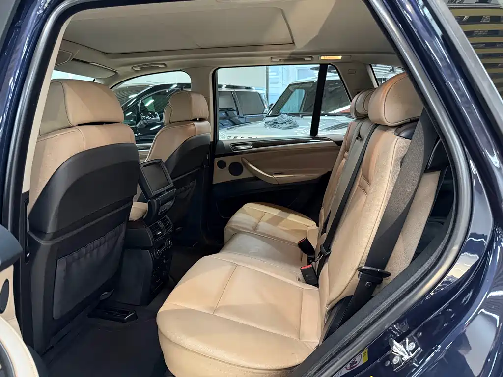 BMW X5 (Import) 2008 xDrive48i Luxury
