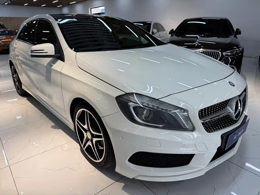 Mercedes-Benz A-Class (Import) 2016 A 260 Sport