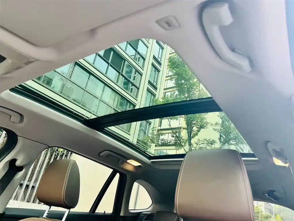 BMW X1 2022 sDrive25Li Leading