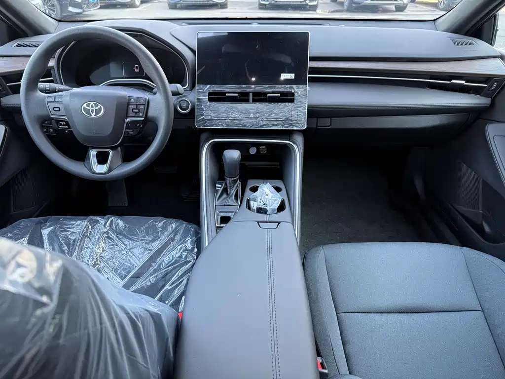 Toyota Avalon 2024 2.0L Entry Edition