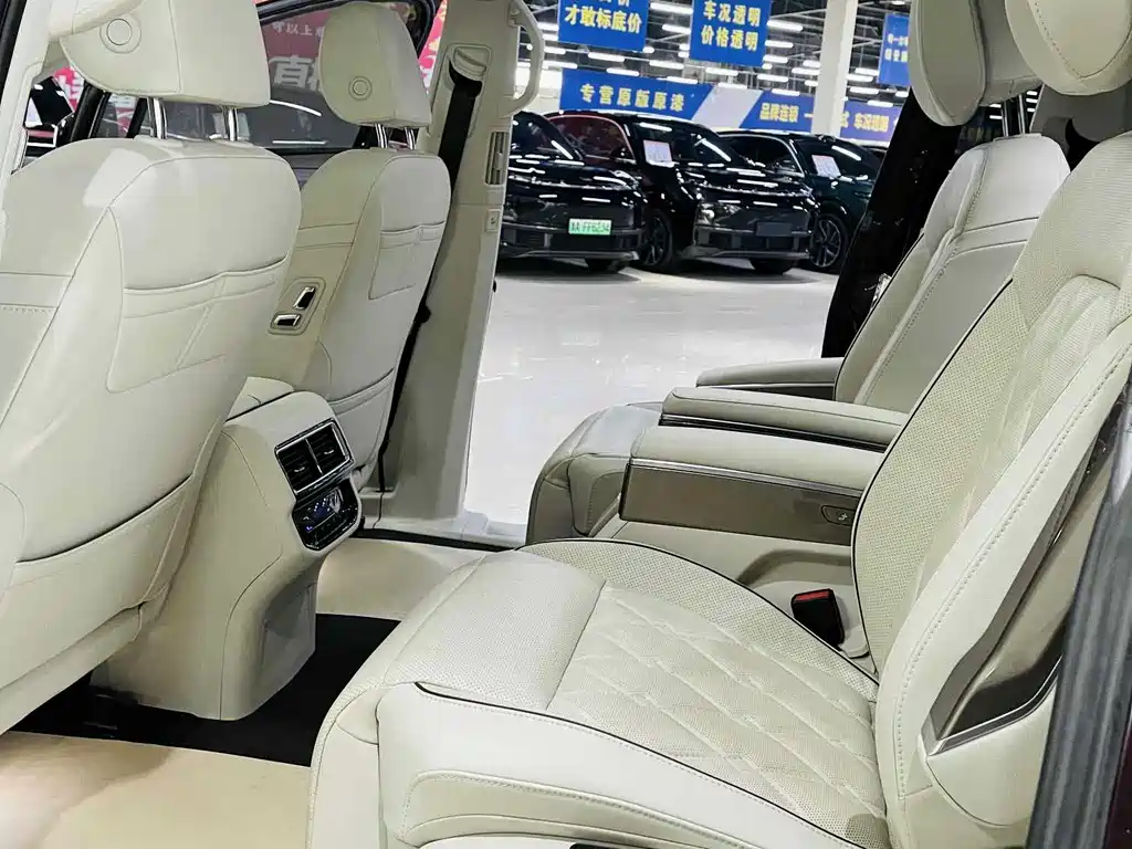 Viloran 2022 380TSI Prestige Edition