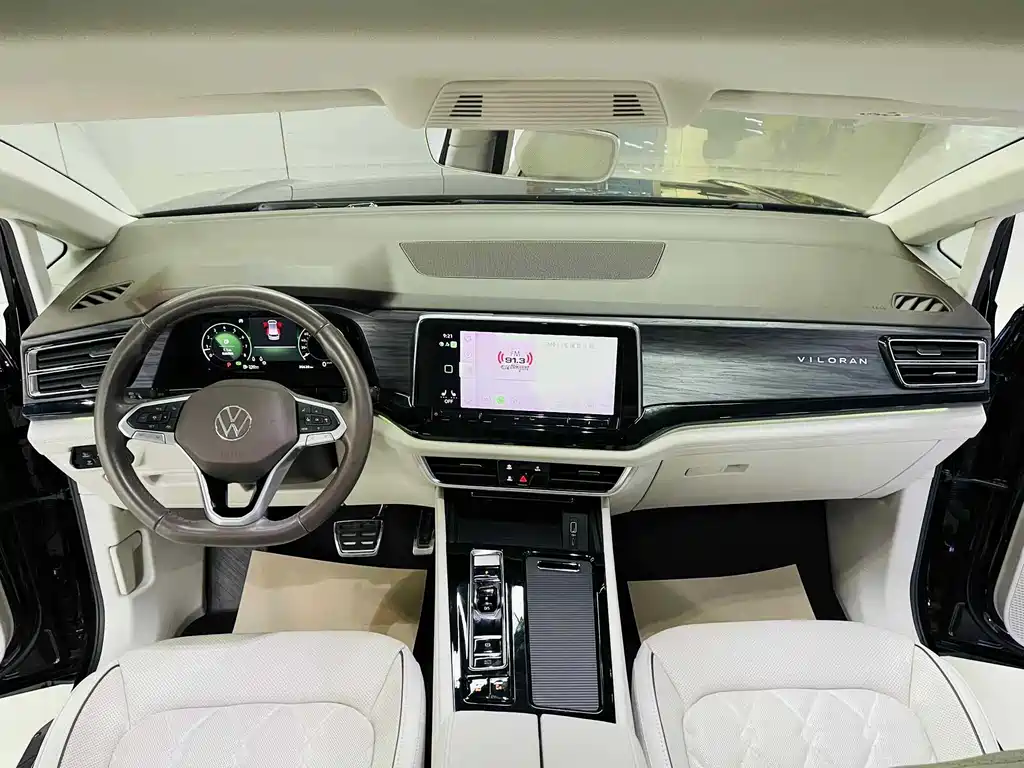 Viloran 2022 380TSI Prestige Edition