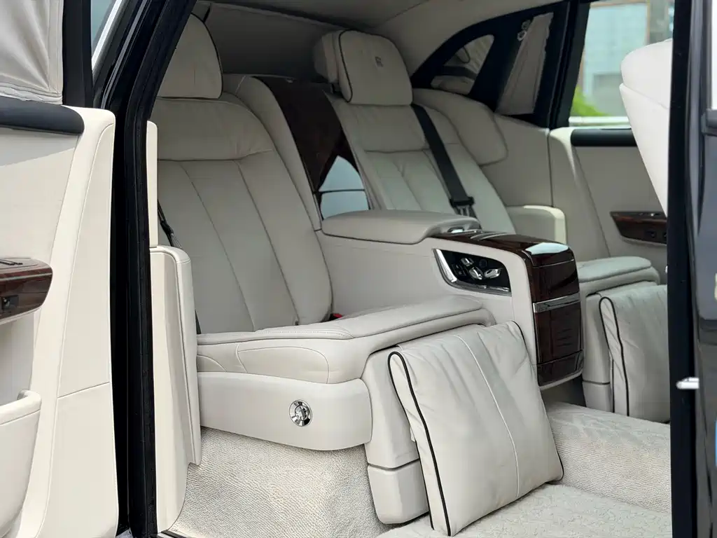 Rolls-Royce Phantom 2018 6.7T Long Wheelbase