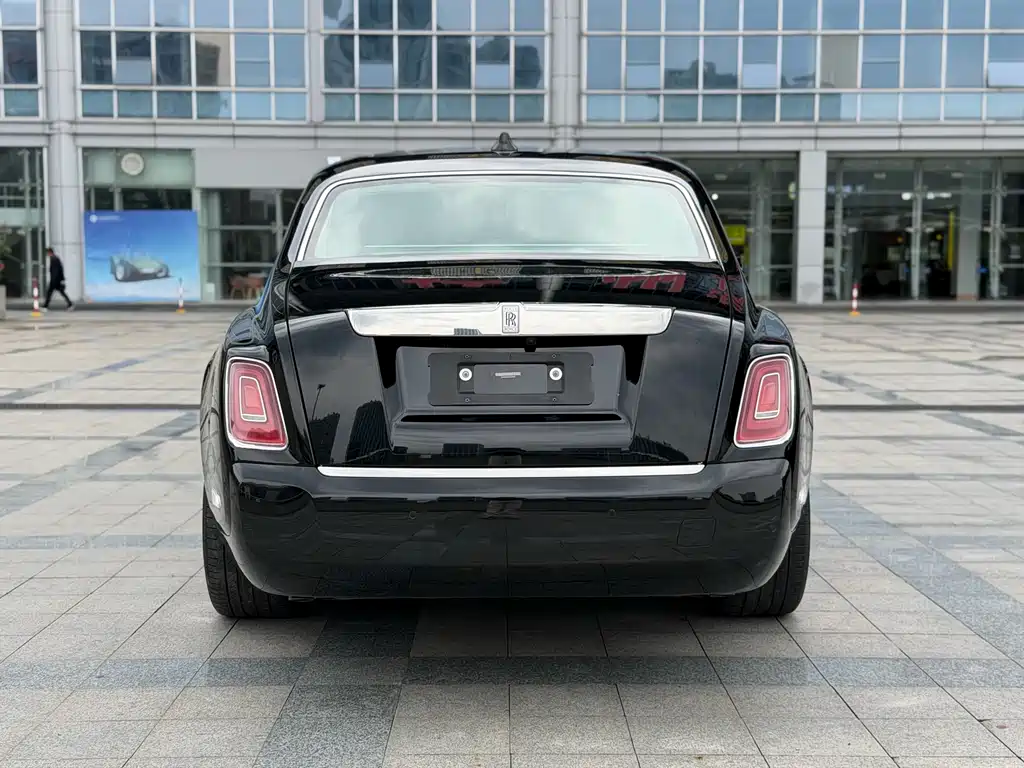 Rolls-Royce Phantom 2018 6.7T Long Wheelbase