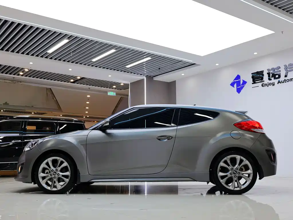 Hyundai Veloster 2015 1.6T Automatic Luxury Edition