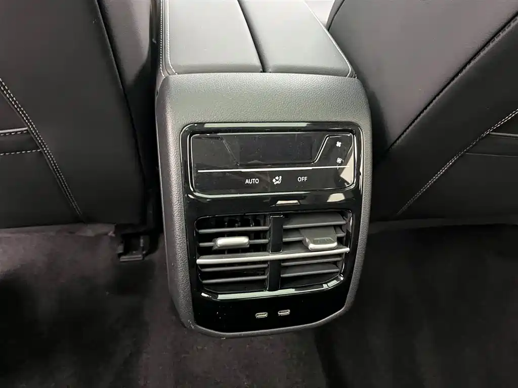 Volkswagen Magotan 2024 380TSI DSG Prestige Edition with Da Mai Package
