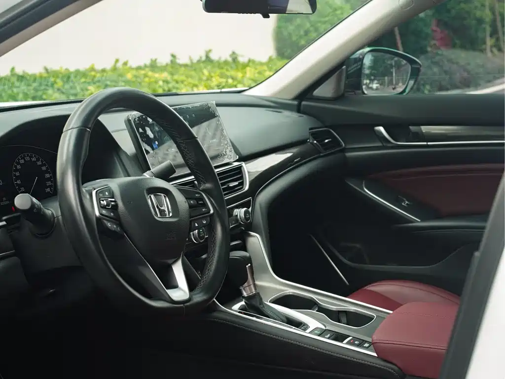 2022 Honda Accord 260TURBO Phantom Night Prestige Edition