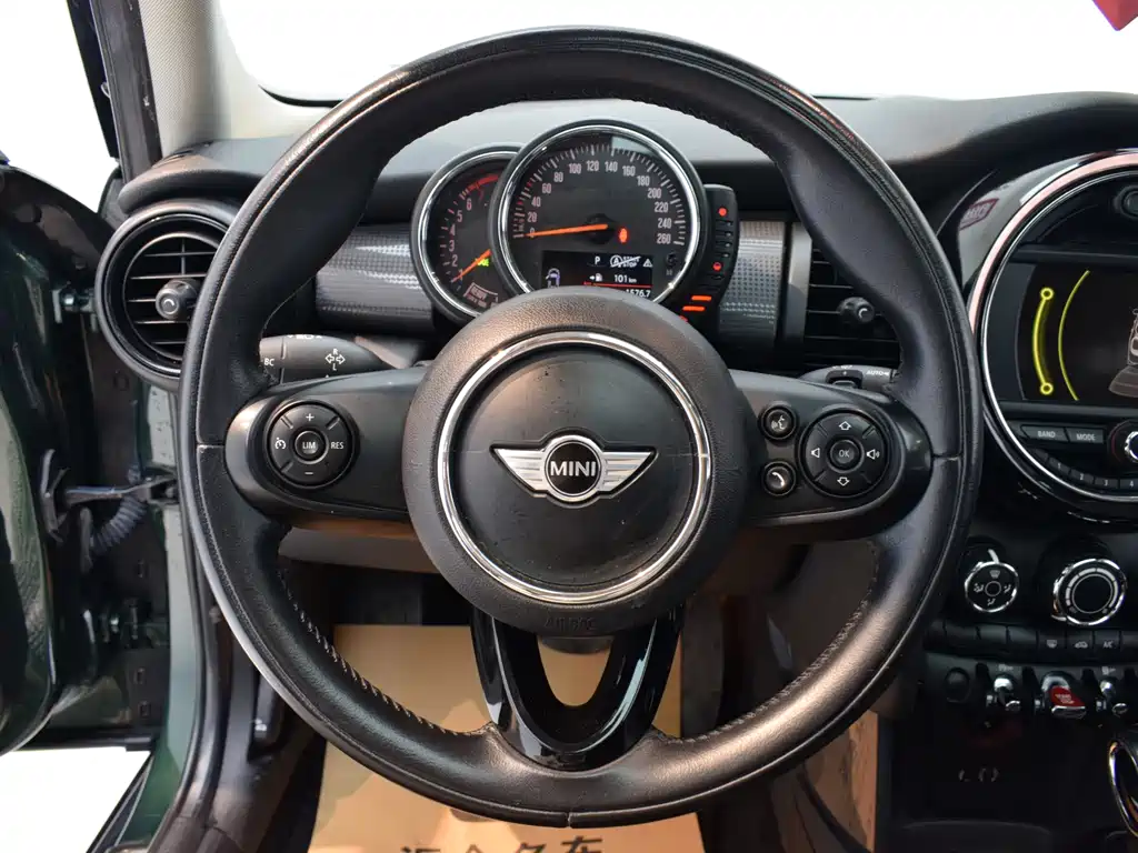 MINI Cooper 2015 1.5T Fun 5-Door