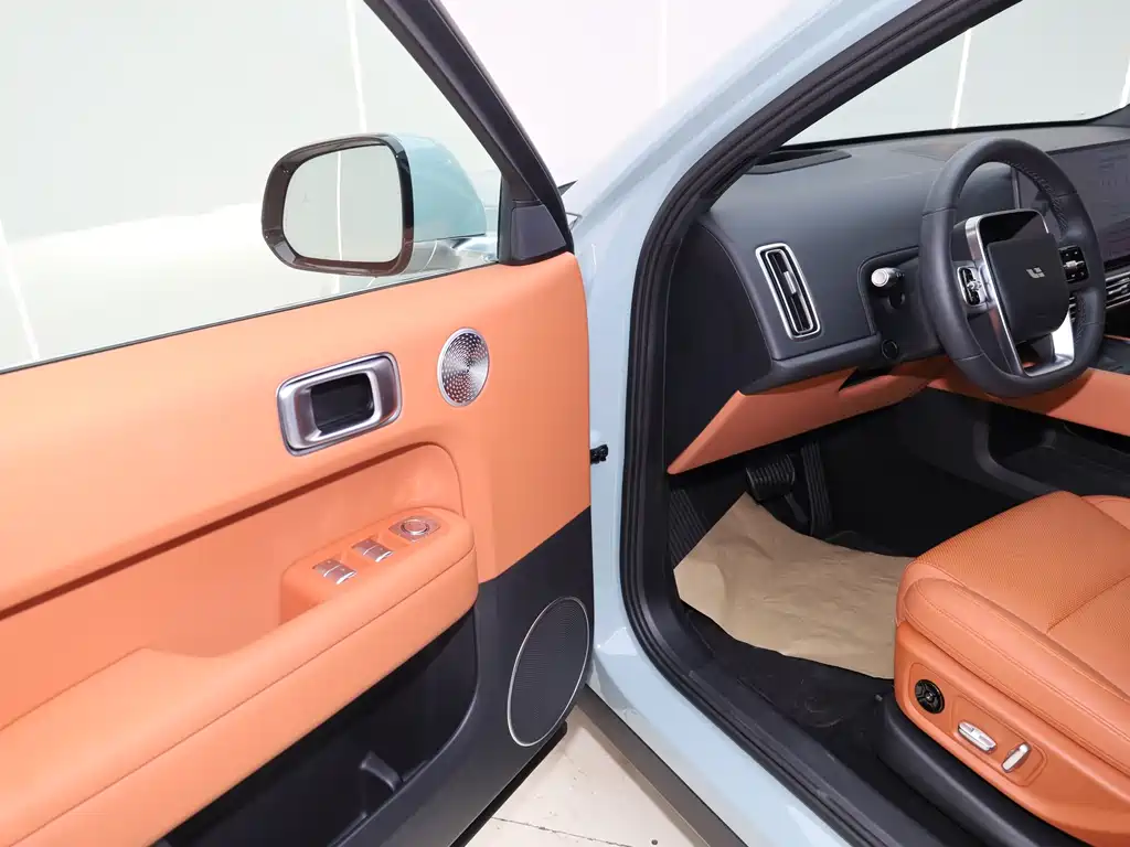 Li Auto L6 2025 Max Intelligent Refresh Edition