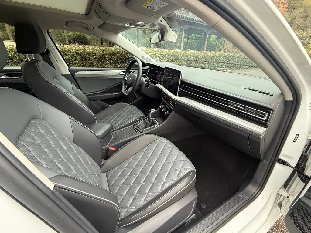 Volkswagen Sagitar 2023 300TSI DSG Beyond Edition