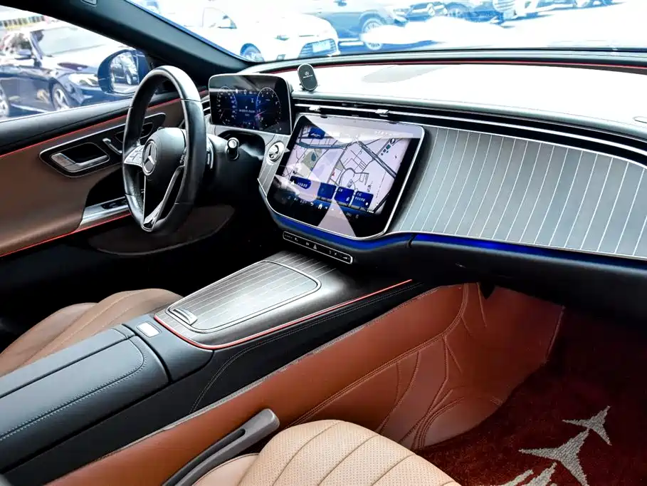 Mercedes-Benz E-Class 2024 E 300 L Fashion Edition