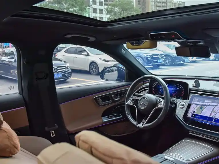 Mercedes-Benz E-Class 2024 E 300 L Fashion Edition