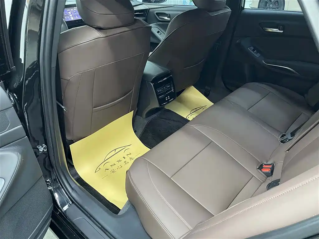Toyota Avalon 2023 2.0L Base Edition