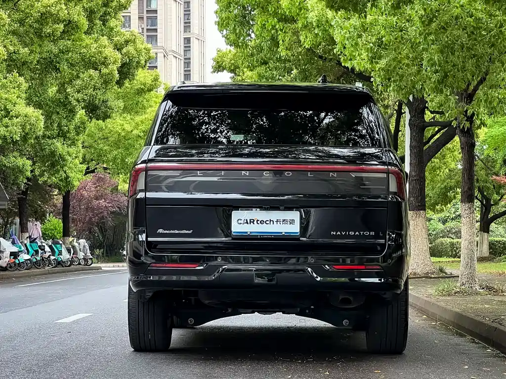Lincoln Navigator L 2025 3.5T President Edition