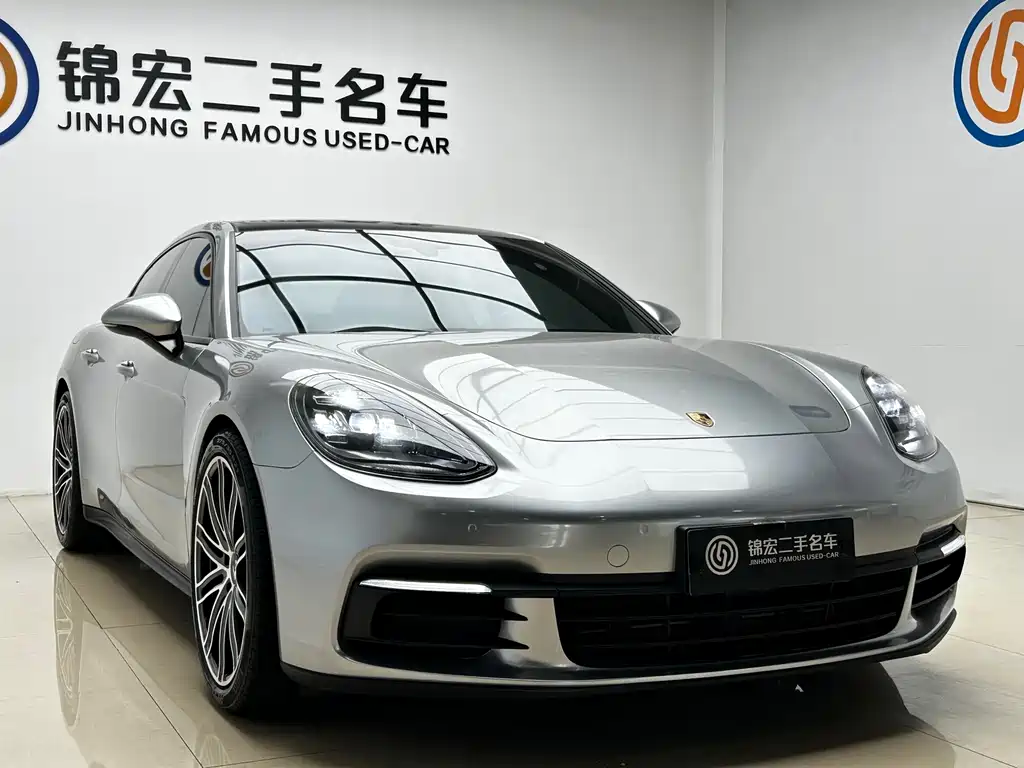 2017 Porsche Panamera 3.0T