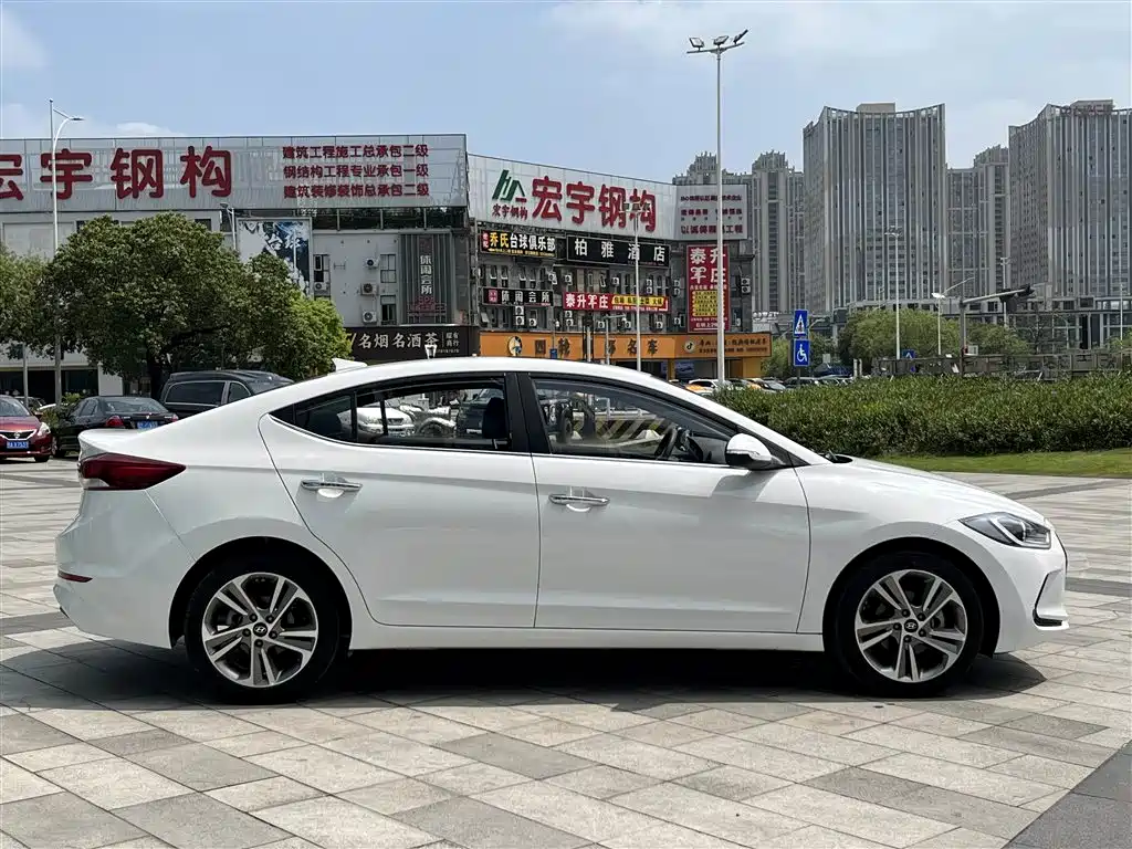 Elantra 2016 1.6L Auto Zhixuan Elite