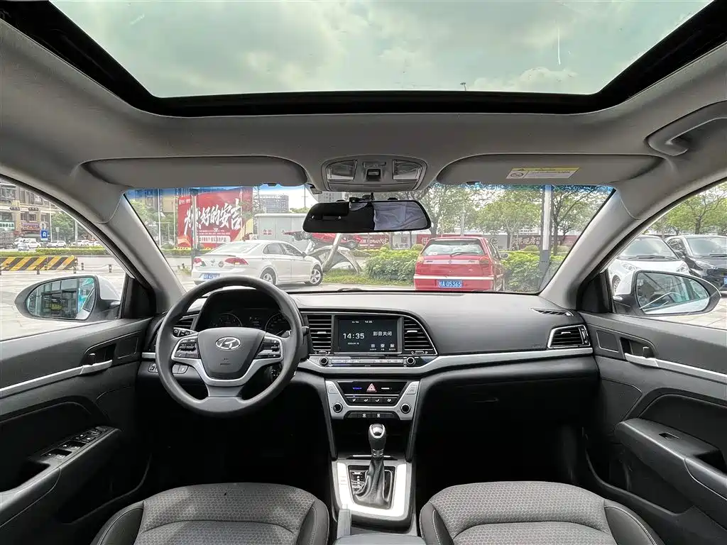 Elantra 2016 1.6L Auto Zhixuan Elite