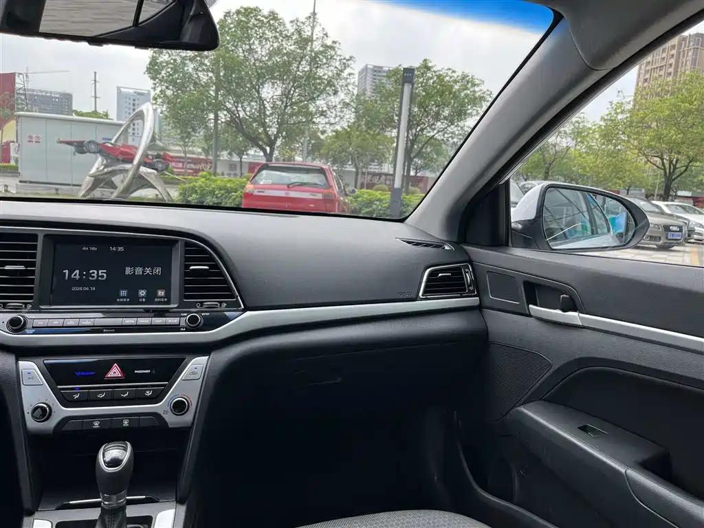 Elantra 2016 1.6L Auto Zhixuan Elite