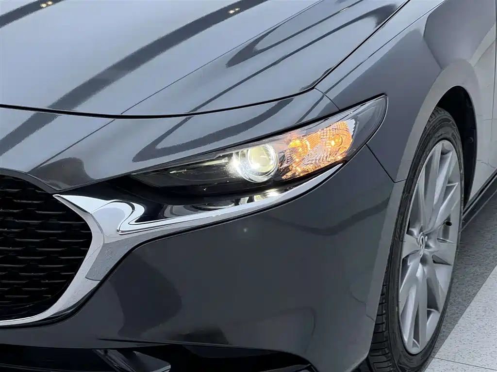 Mazda 3 Axela 2021 2.0L Automatic Zhixuan Edition